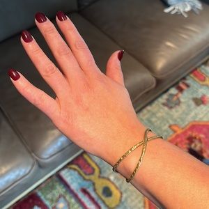 Bronze criss cross bracelet